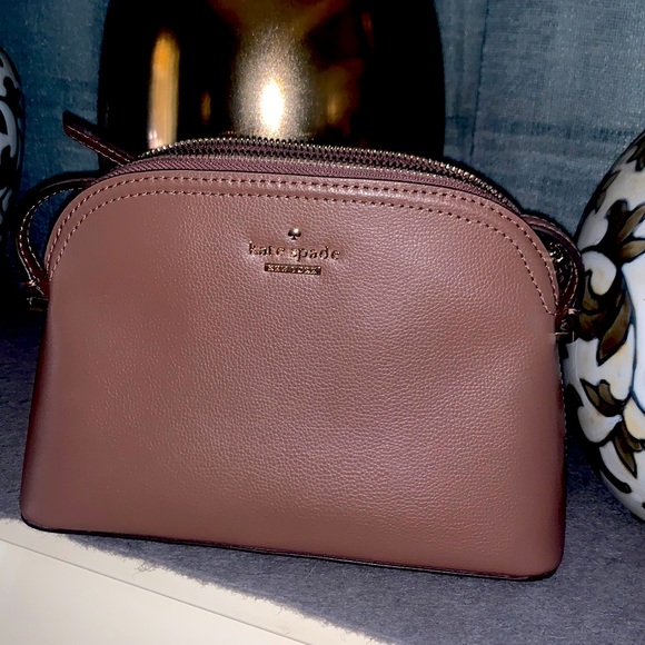 kate spade Handbags - Kate Spade done crossbody purse